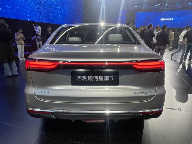 国民电混家轿再迎强敌 银河星耀6限时售价6.88万起
