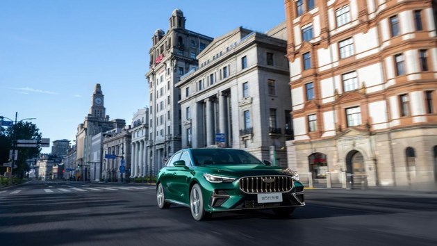 限时先享价6.89万元起 第5代帝豪全国门店现车交付