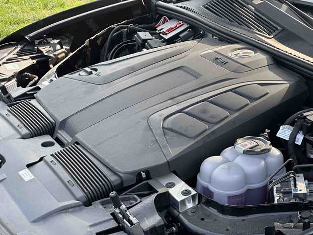 旗舰再进化 试驾大众新途锐2.0TSI锐影版