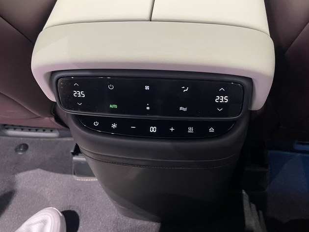 1602km续航破局新能源MPV市场 小鹏X9增程版预售35万起