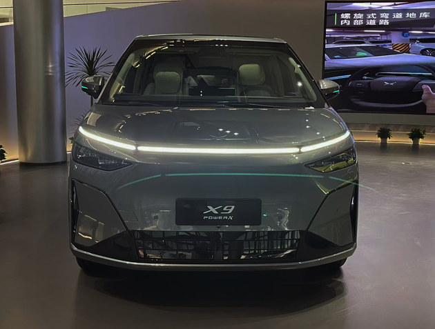 1602km续航破局新能源MPV市场 小鹏X9增程版预售35万起