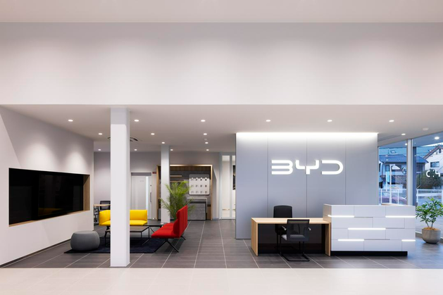 “单刀赴会”东京车展的比亚迪 正在撬动日本汽车根基