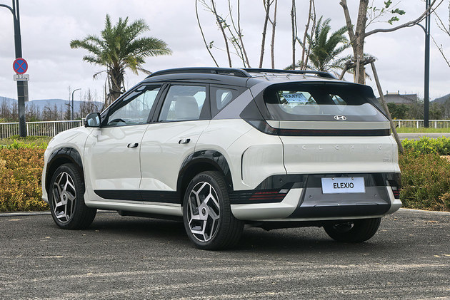 整体均衡 还有意想不到的小心思 试驾北京现代羿欧