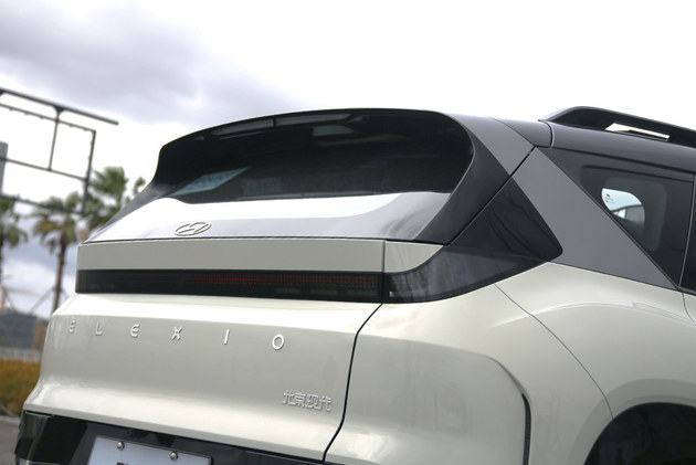 整体均衡 还有意想不到的小心思 试驾北京现代羿欧