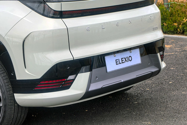 整体均衡 还有意想不到的小心思 试驾北京现代羿欧