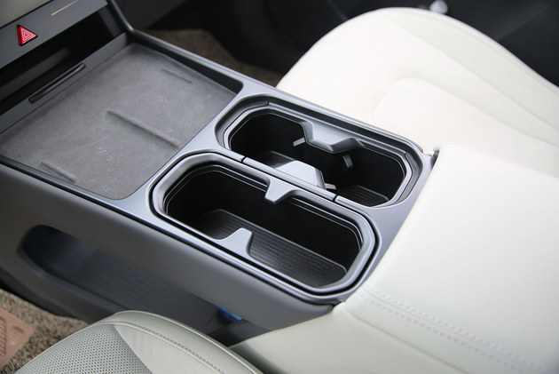 整体均衡 还有意想不到的小心思 试驾北京现代羿欧