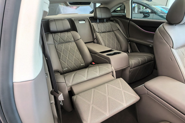 鸿蒙智行最美轿车再升级 新款享界S9预售31.8万元起