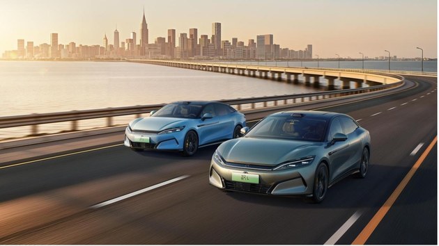 满配登场，汉L颜值、智能、生态全面革新，补贴后19.48万元起