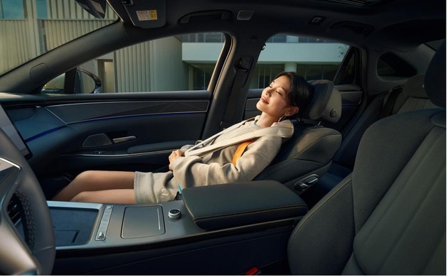 满配登场，汉L颜值、智能、生态全面革新，补贴后19.48万元起