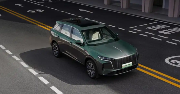 红旗HS6 PHEV上市，17.88万元起售