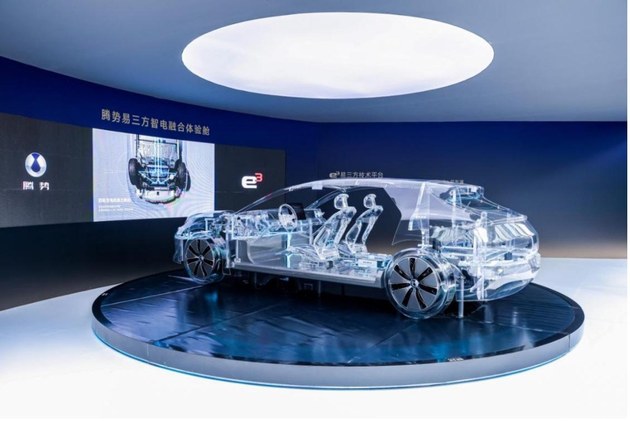 比亚迪第1500万辆新能源车下线，腾势N8L第15000台成里程碑车型