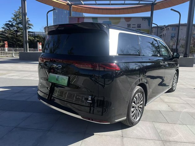 “家庭头等舱”MPV来了 试驾2026款比亚迪夏