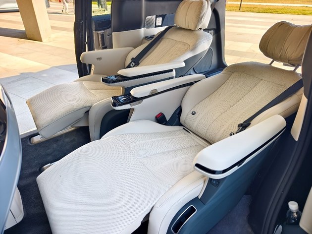 “家庭头等舱”MPV来了 试驾2026款比亚迪夏