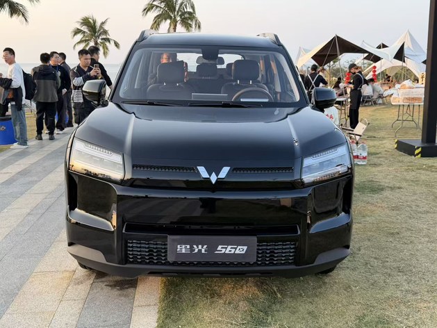 一车三动力 五菱星光560置换补贴价5.98-9.58万元