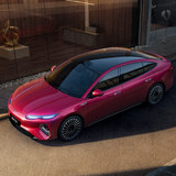 海豹08海狮08北京车展亮相！全球首个全系搭载闪充技术的车系！