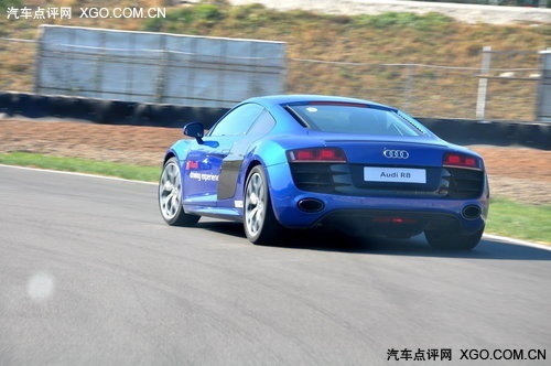赛道小试奥迪R8 奥迪运动车型培训小记