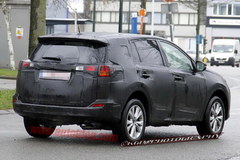 设计更年轻 疑似新一代RAV4轻伪照曝光