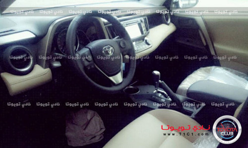 设计更年轻 疑似新一代RAV4轻伪照曝光