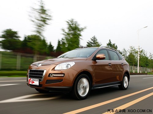 配置的诱惑 测试东风裕隆纳智捷大7 SUV