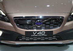 2012巴黎车展 沃尔沃V40跨界版正式首发