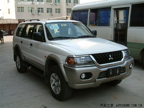三菱 北京吉普 帕杰罗速跑 2004款 GLS 3.0 MT